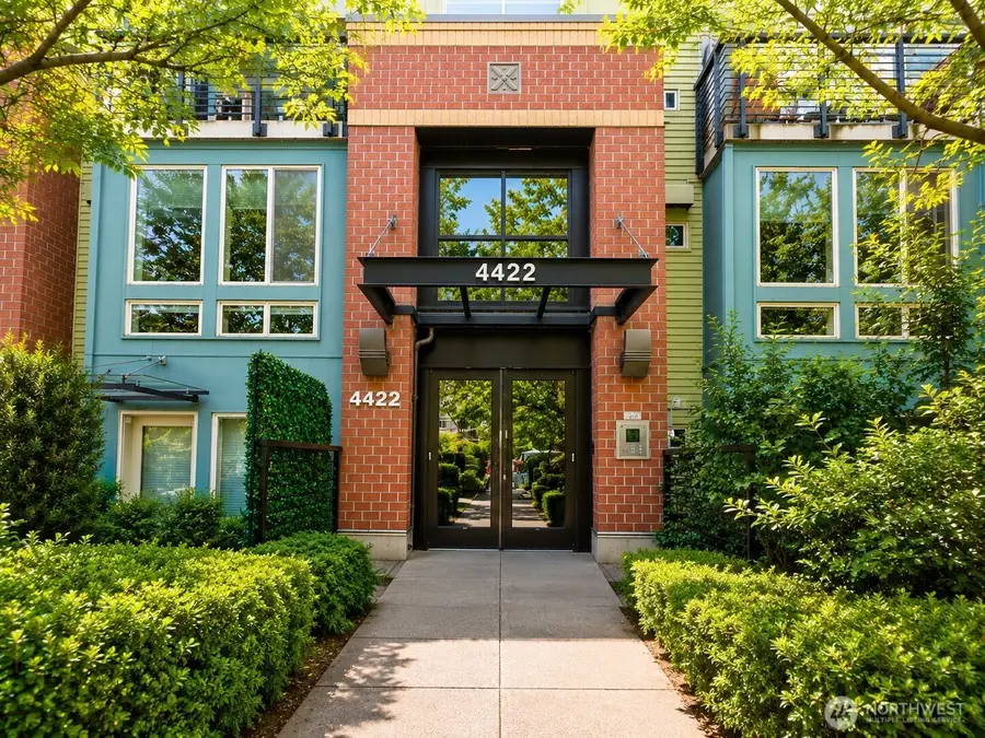 4422 Bagley Avenue N #204, Seattle, WA 98103 - #2