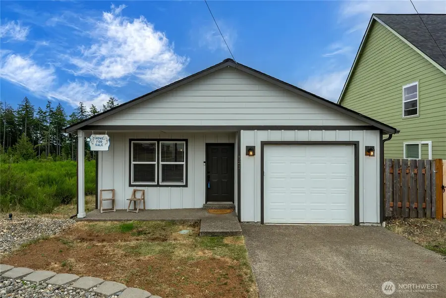 521 W B St, Shelton, WA 98584 - #2