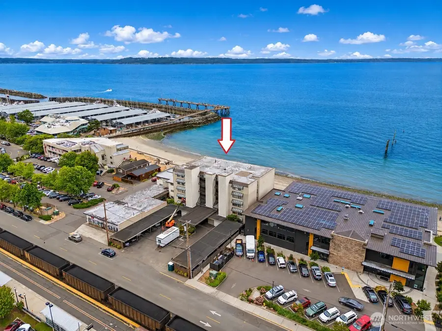 200 Beach Place #103, Edmonds, WA 98020 - #3