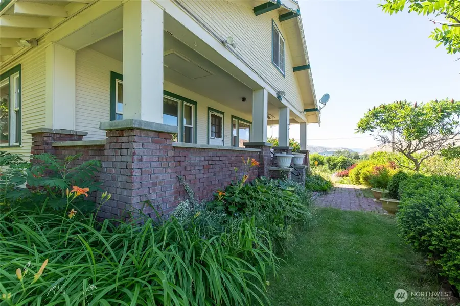 2115 Sleepy Hollow Road, Monitor, WA 98836 - #2