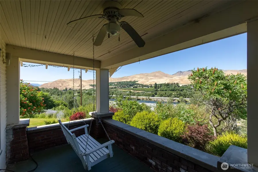 2115 Sleepy Hollow Road, Monitor, WA 98836 - #3