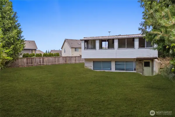 2706 S 276th Place, Federal Way, WA 98003