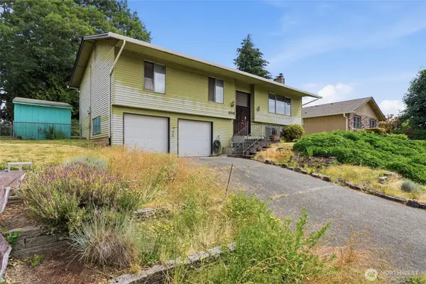 1016 NE 126th Street, Vancouver, WA 98685
