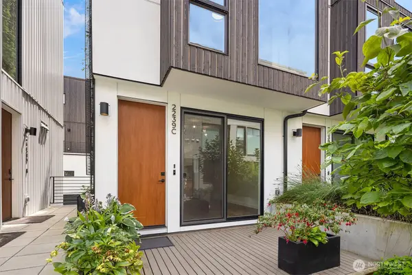 2239 Minor Avenue E #C, Seattle, WA 98102