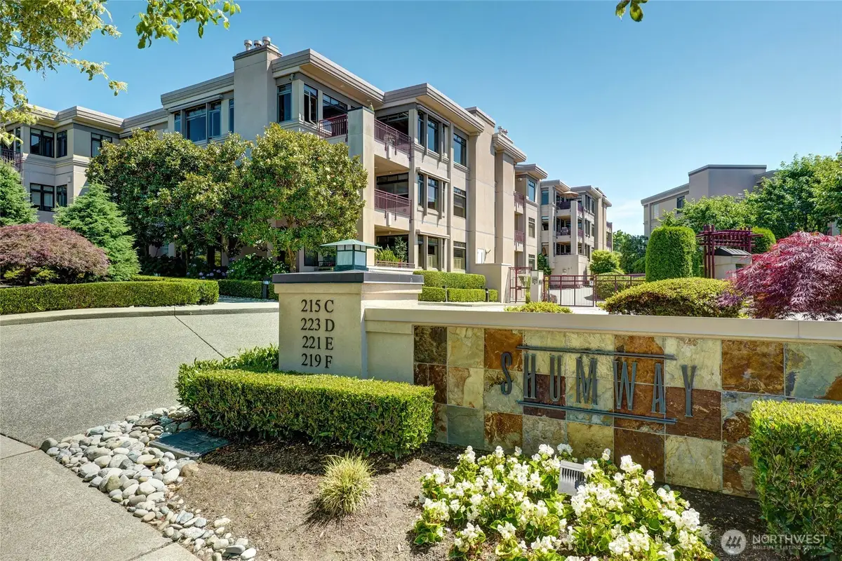 219 5th Avenue S #F304, Kirkland, WA 98033 - #1