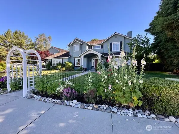 2453 Grand Avenue, East Wenatchee, WA 98802