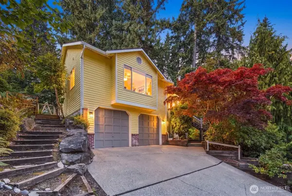6922 N Meadowdale Road, Edmonds, WA 98026