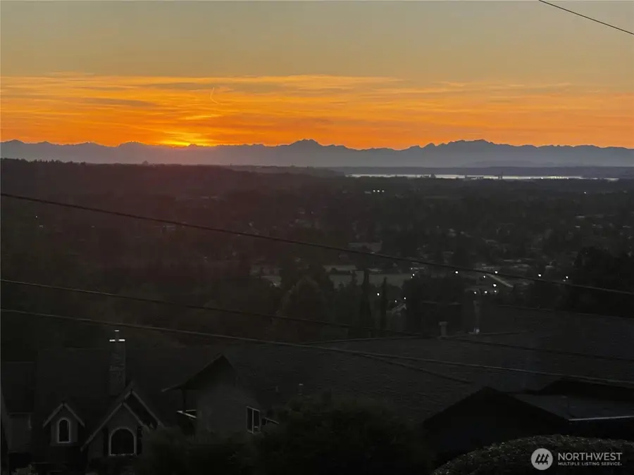 2025 5th Street Se, Puyallup, WA 98372 - #3