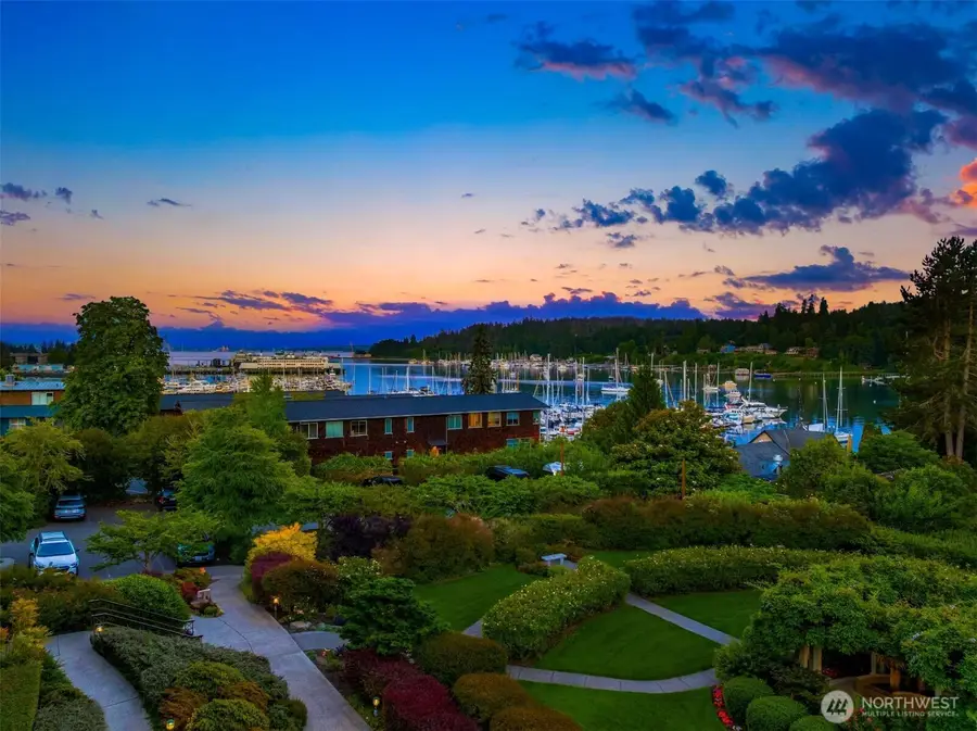 450 Wood Avenue Sw #3B, Bainbridge Island, WA 98110 - #3