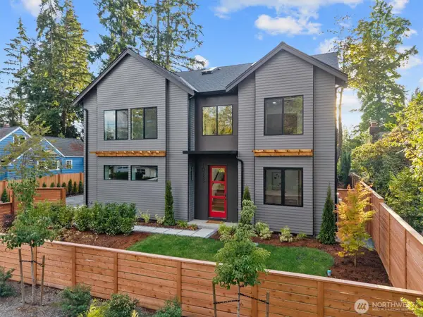 10733 17th Avenue Ne, Seattle, WA 98125