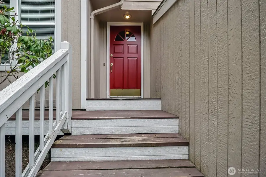 9810 116th Place Ne, Kirkland, WA 98033 - #3