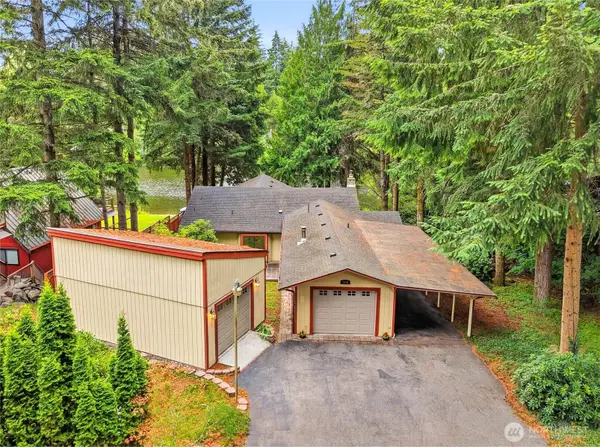 7836 Tanwax Drive Se, Olympia, WA 98513