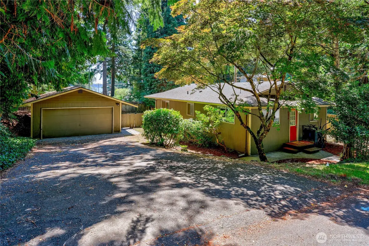 9191 NE Loughrey Avenue, Indianola, WA 98342 - #1