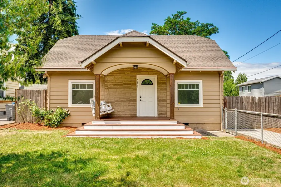 3608 U Street, Vancouver, WA 98663 - #2