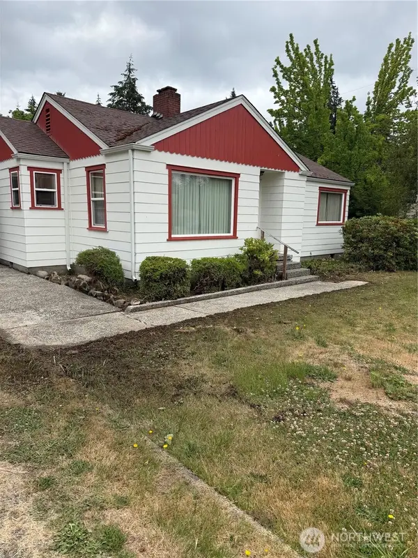 3845 Boston Harbor Road Ne, Olympia, WA 98506