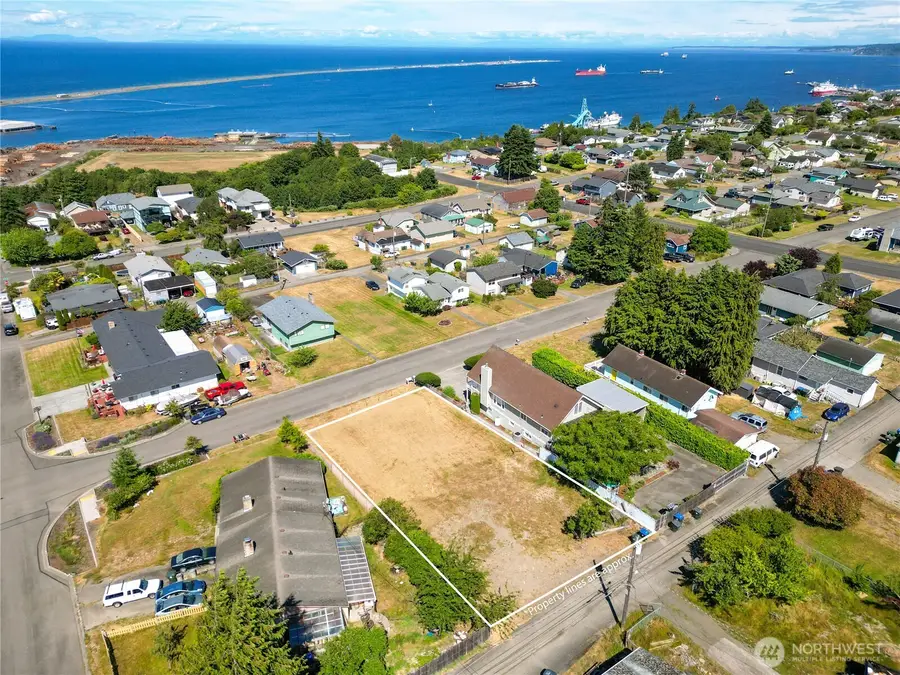1632 W 6th Street, Port Angeles, WA 98362 - #2