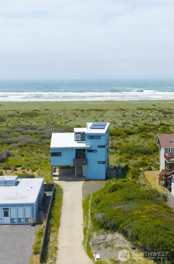 1065 Ocean Shores Boulevard Sw, Ocean Shores, WA 98569