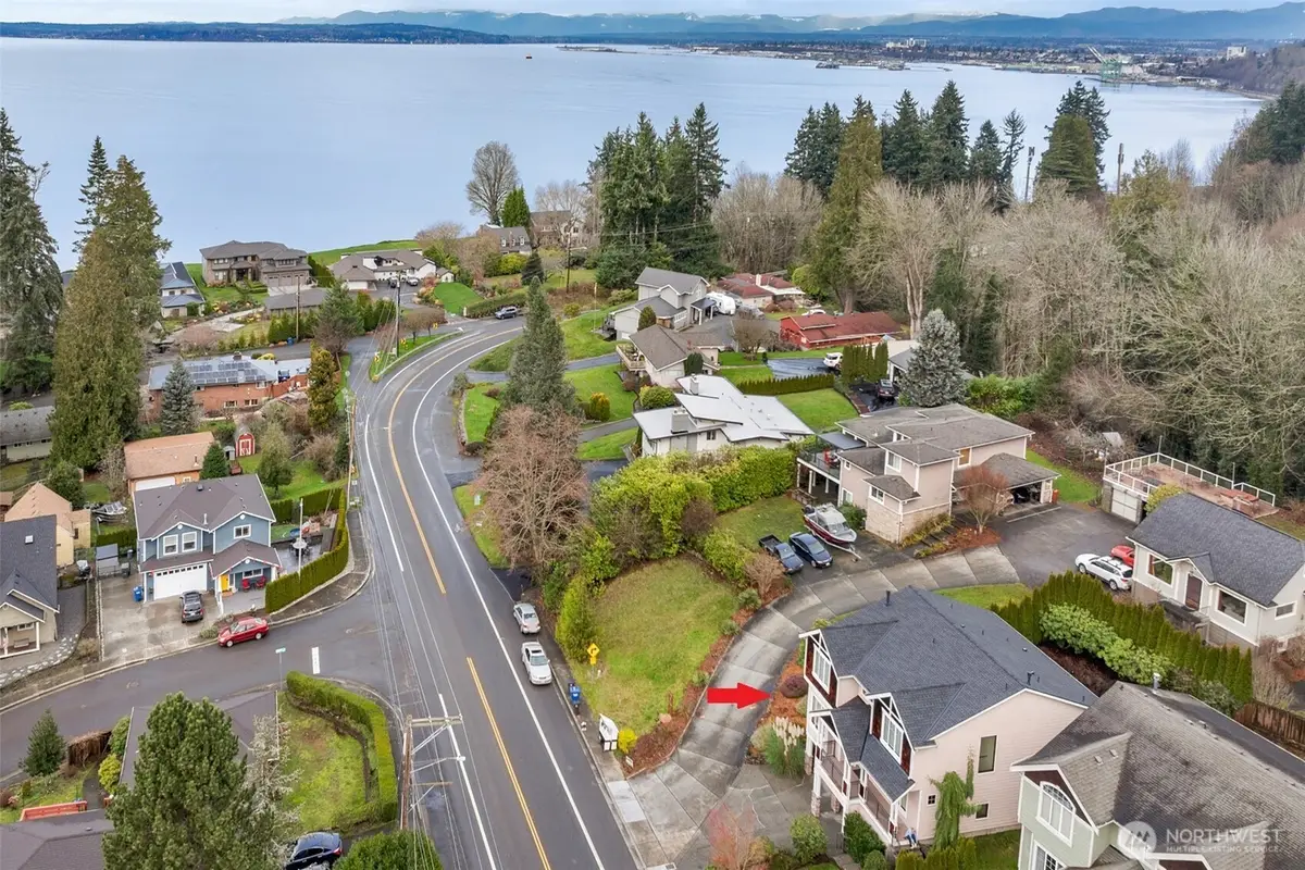 2126 Mukilteo Boulevard, Everett, WA 98203 - #1