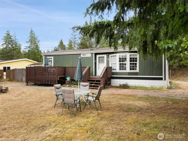 60 E Crimson Peak Road, Belfair, WA 98528