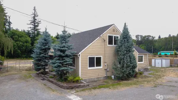 2618 30th Avenue E, Tacoma, WA 98443