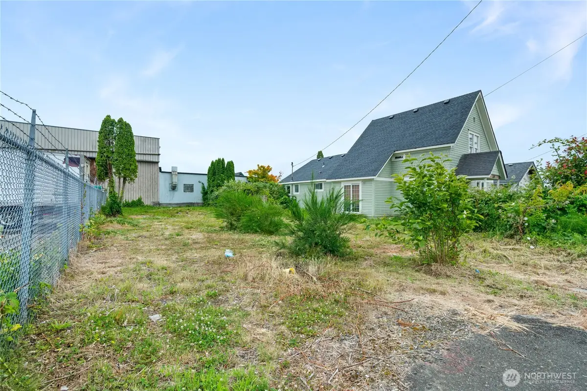 205 5th Street, Hoquiam, WA 98550 - #1