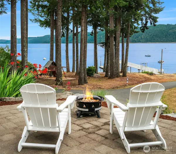 51 N Bennett Lane, Lilliwaup, WA 98555