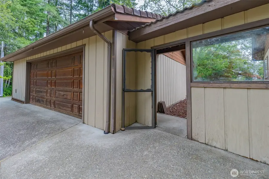5470 E Grapeview Loop Road, Allyn, WA 98524 - #3