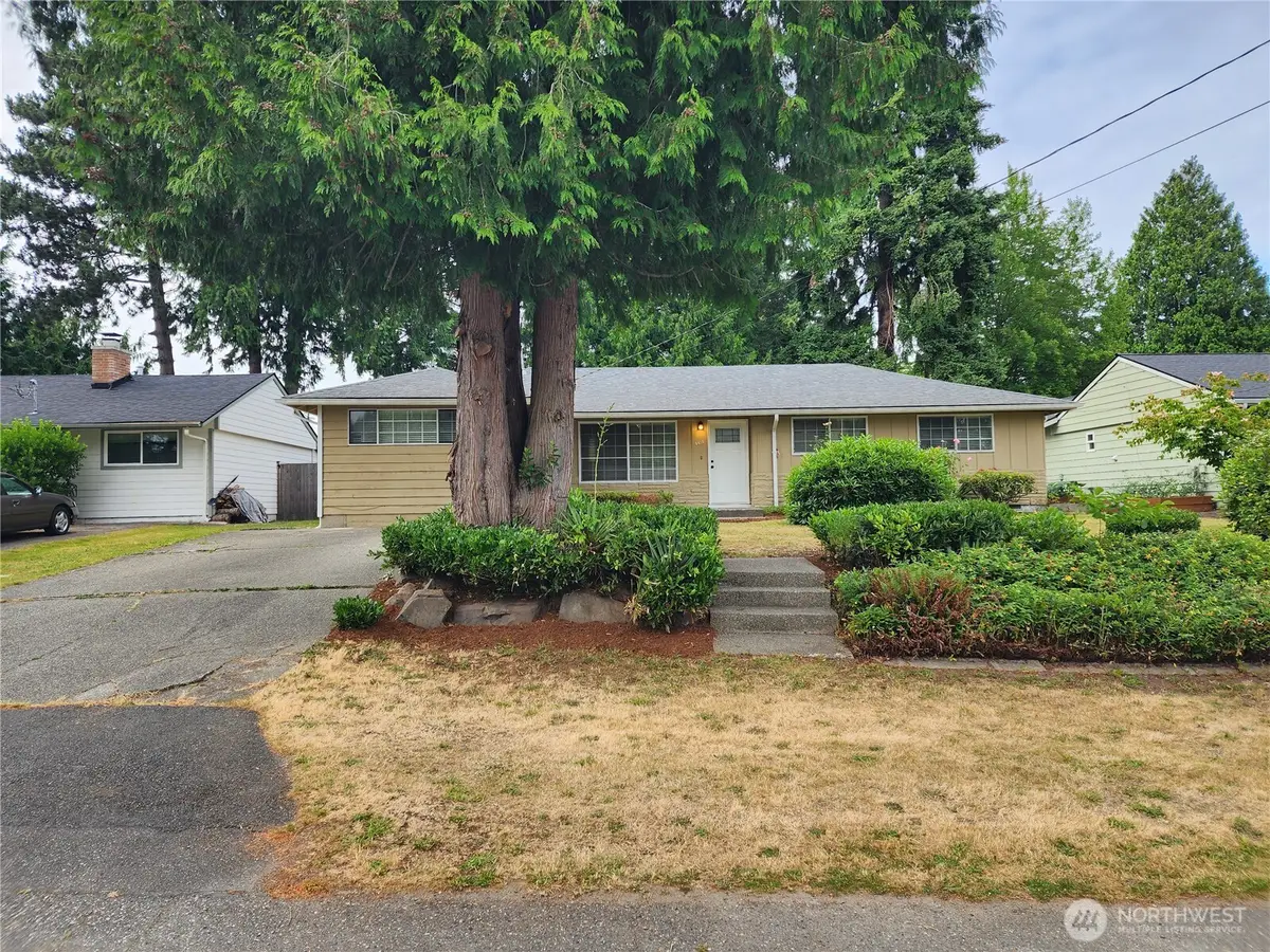 8810 NE 187th Street, Bothell, WA 98011 - #1