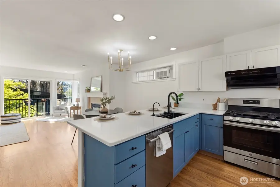 3425 21st Avenue W #A, Seattle, WA 98199 - #2