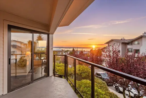 524 Maple Street #102, Edmonds, WA 98020