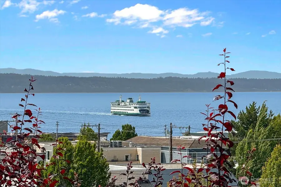 524 Maple Street #102, Edmonds, WA 98020 - #3