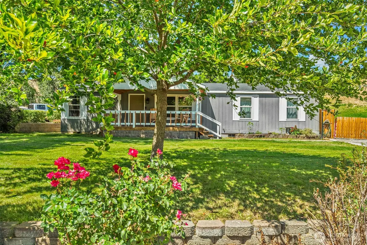 1612 Britini Drive, Wenatchee, WA 98801 - #1