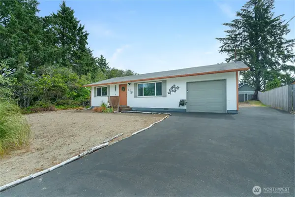241 S Razor Clam Drive Sw, Ocean Shores, WA 98569