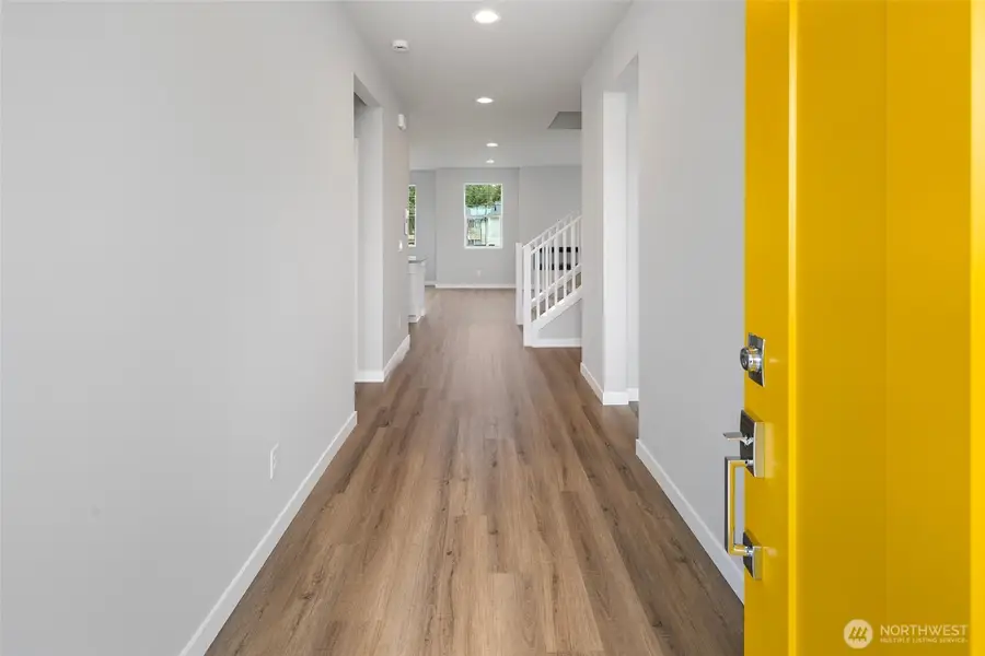 592 SW 97th Street #2, Seattle, WA 98106 - #3