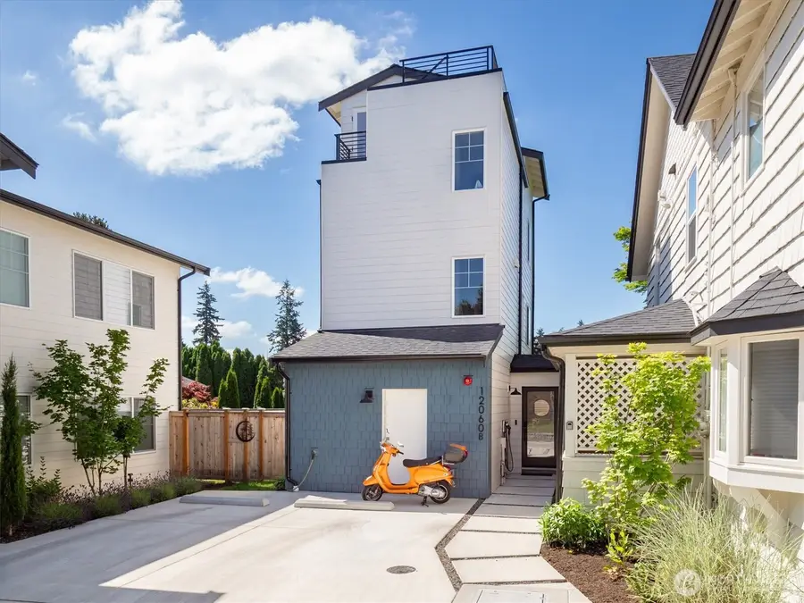 12060 8th Avenue Nw #B, Seattle, WA 98177 - #3