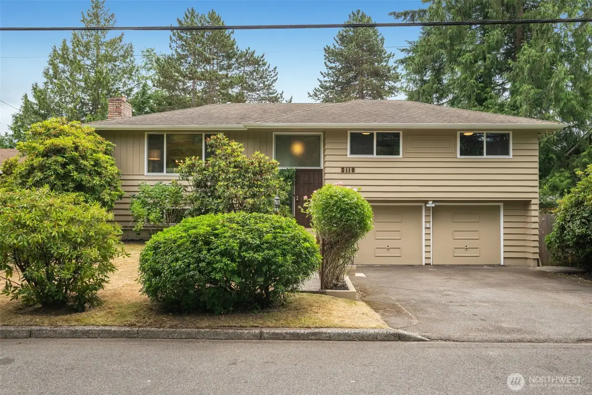 2115 N 178th Street, Shoreline, WA 98133 - #1