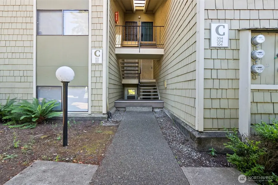 2020 Grant Avenue S #C103, Renton, WA 98055 - #2