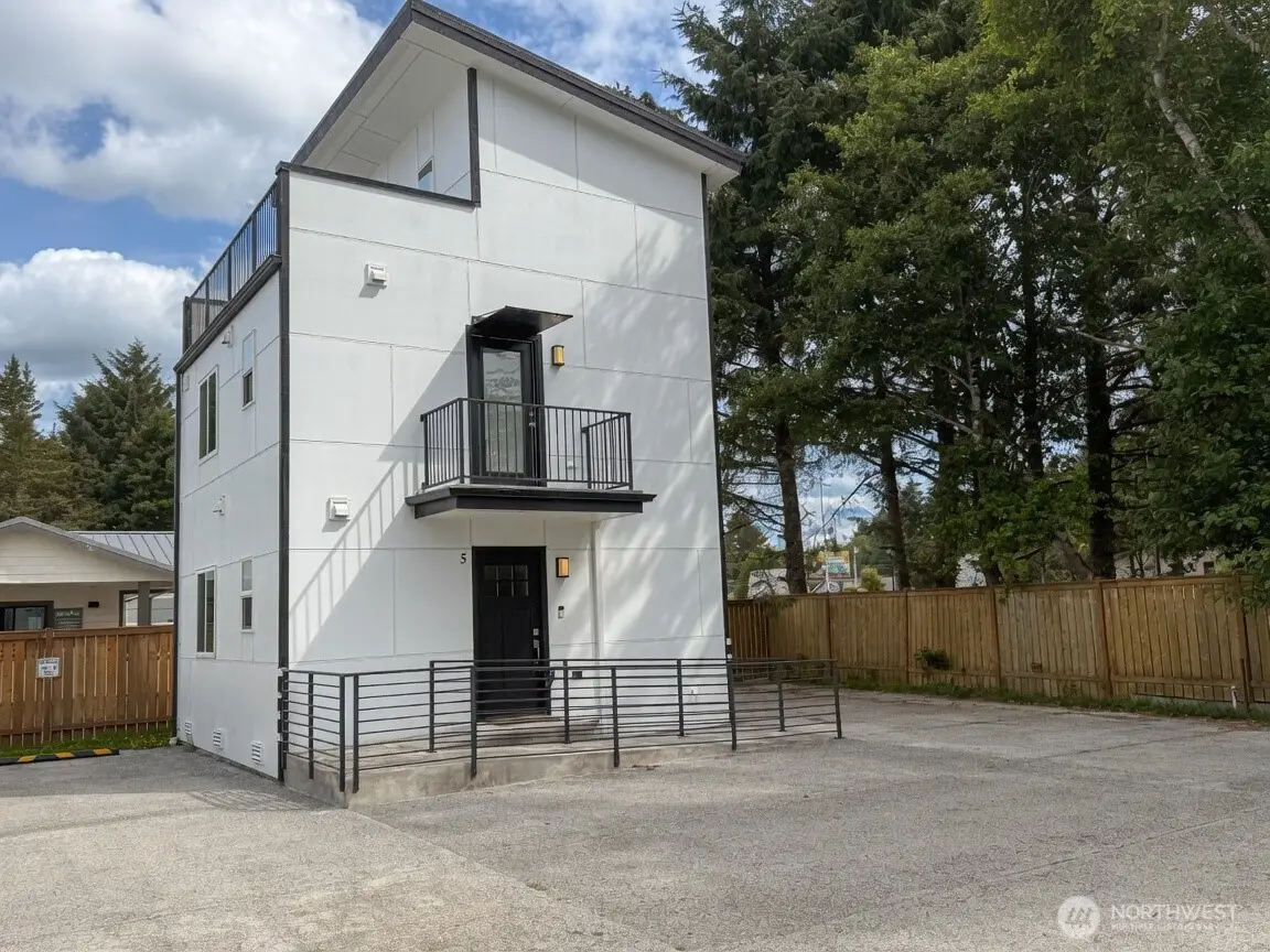 890 Magellan Avenue Ne #5, Ocean Shores, WA 98569 - #1