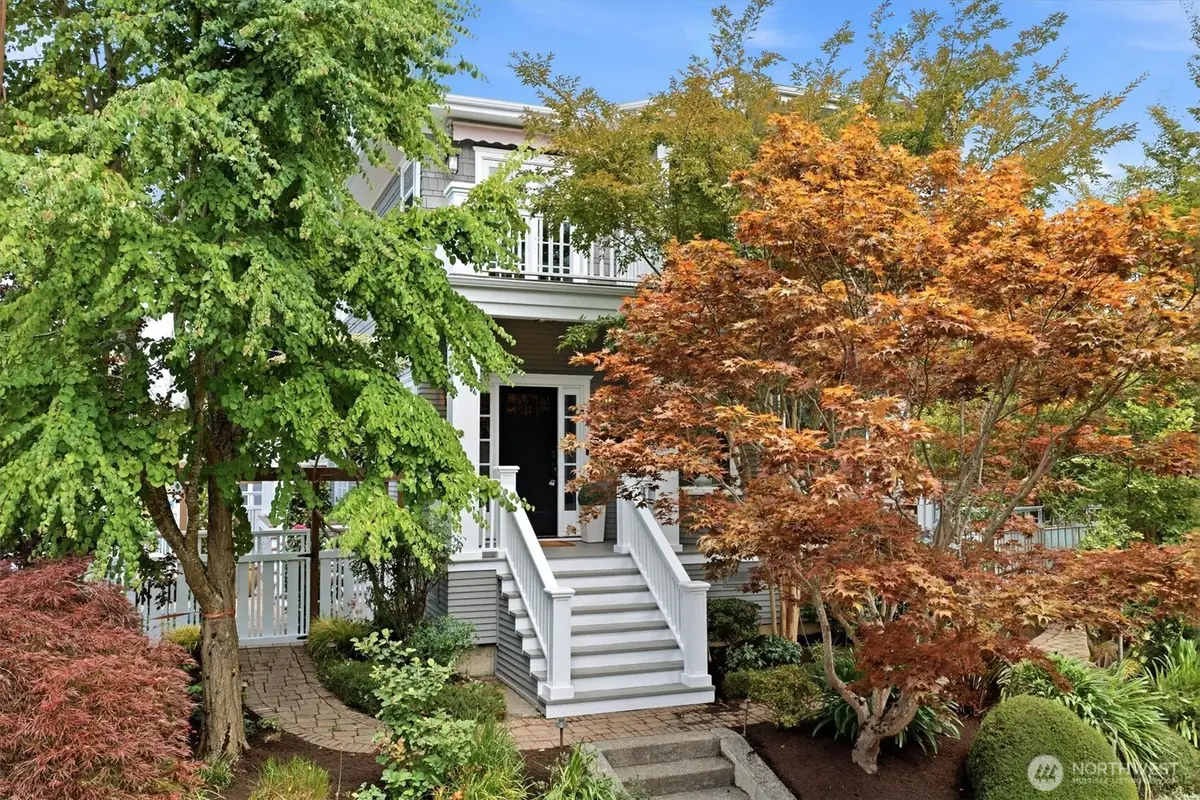 310 W Garfield Street, Seattle, WA 98119 - #1