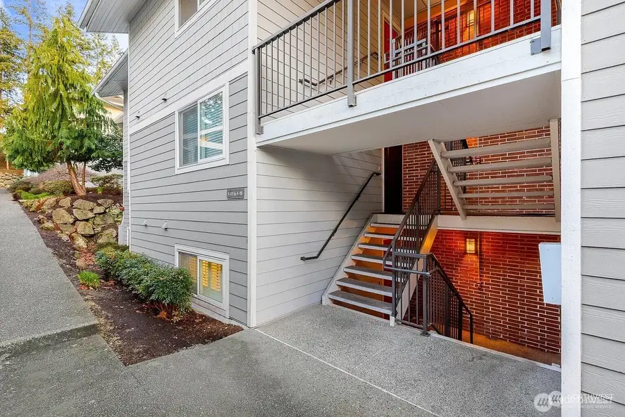 15212 NE 8th Street #F13, Bellevue, WA 98007 - #2