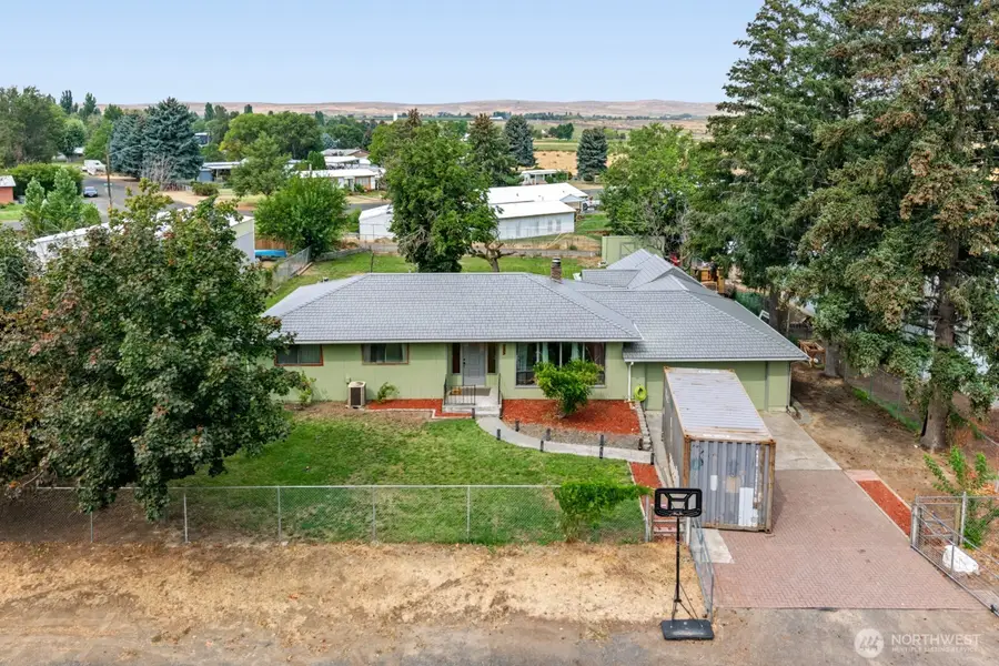 156 Warden Avenue Nw, Soap Lake, WA 98851 - #3
