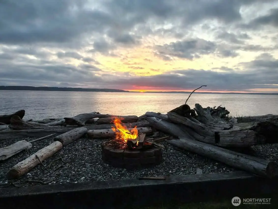196 Edgebluff Road, Camano Island, WA 98282 - #1