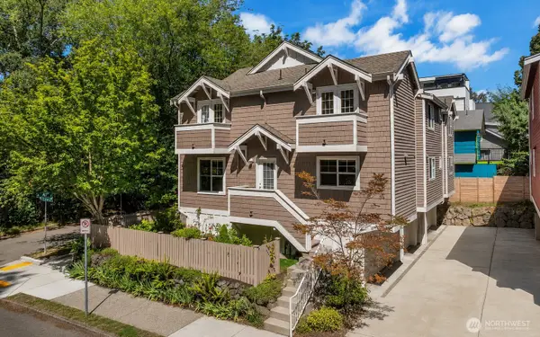 4720 Interlake Avenue N, Seattle, WA 98103