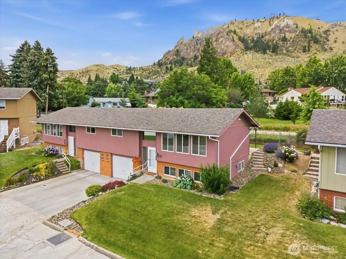 1100 Vista Place #U, Wenatchee, WA 98801 - #1