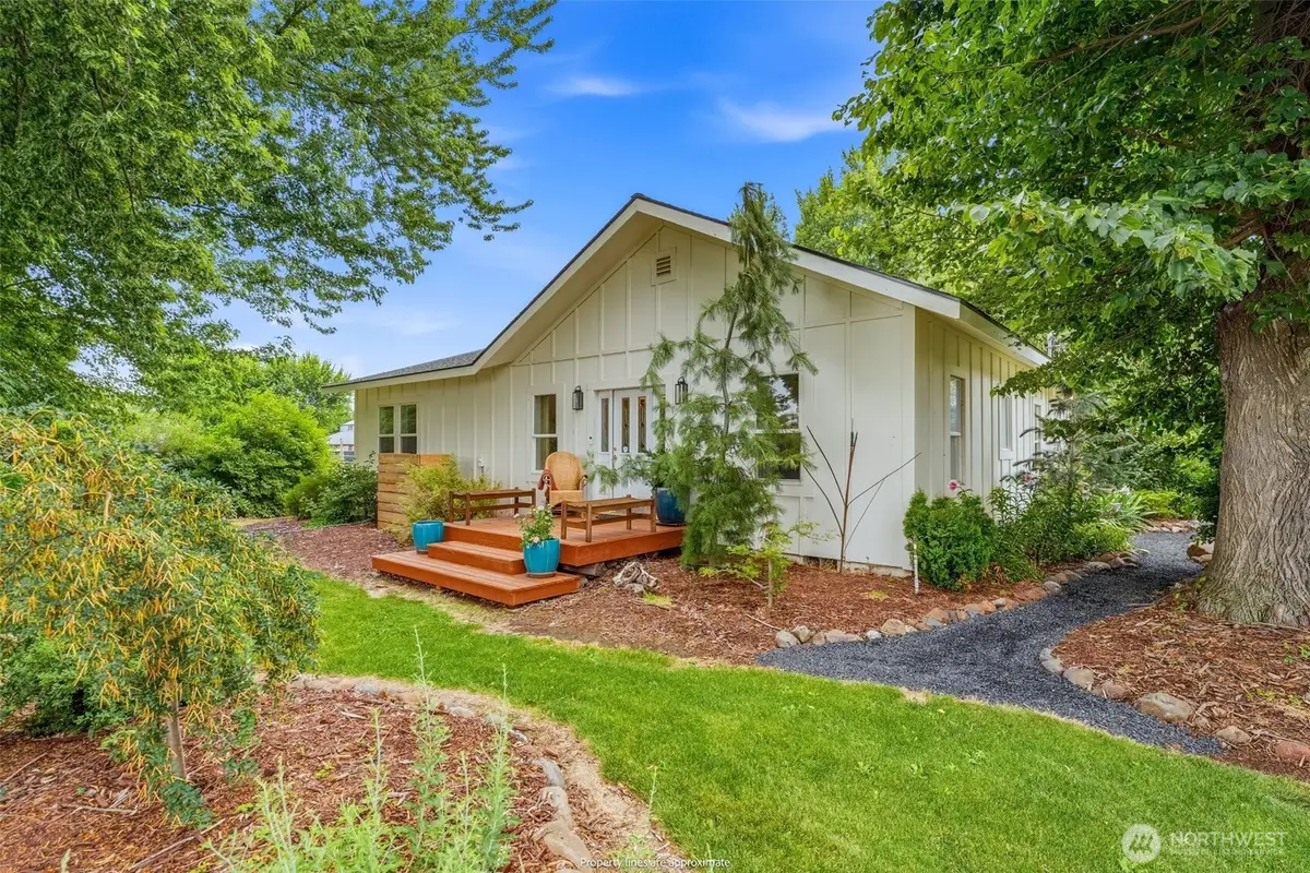 12801 N Pioneer Road, Prosser, WA 99350 - #1