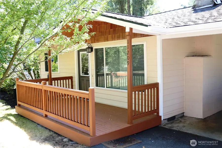 11209 NE 112th Street, Kirkland, WA 98033 - #2