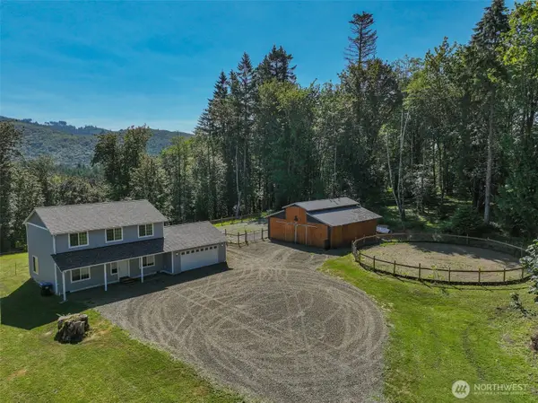 10 Maple Lane, Oakville, WA 98568