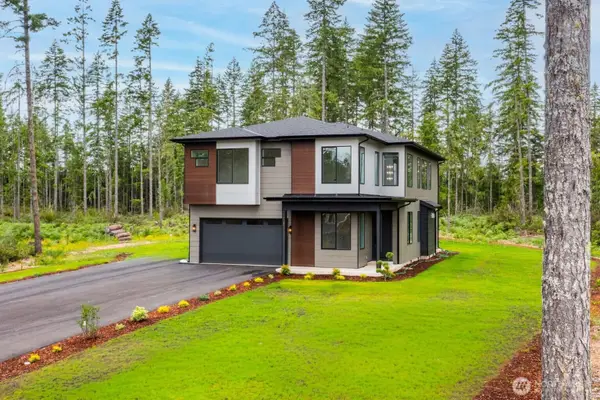 781 W Clear Lake Drive, Shelton, WA 98584
