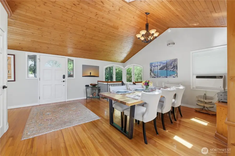 18002 25th Avenue Ne, Lake Forest Park, WA 98155 - #3