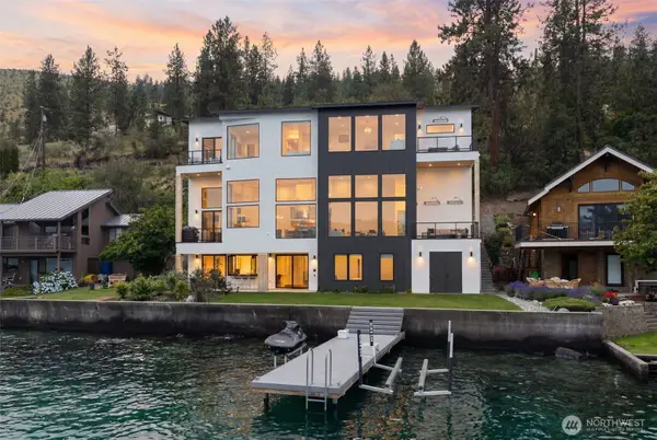 3212 S Lakeshore Road, Chelan, WA 98816